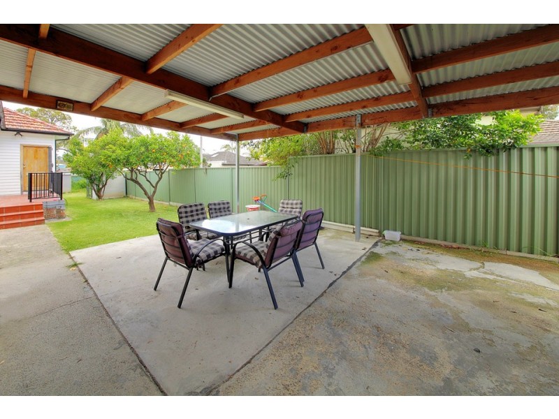 13 Lamb Crescent, Merrylands NSW 2160