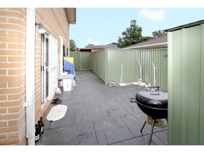2/131 Toongabbie Road, Toongabbie NSW 2146