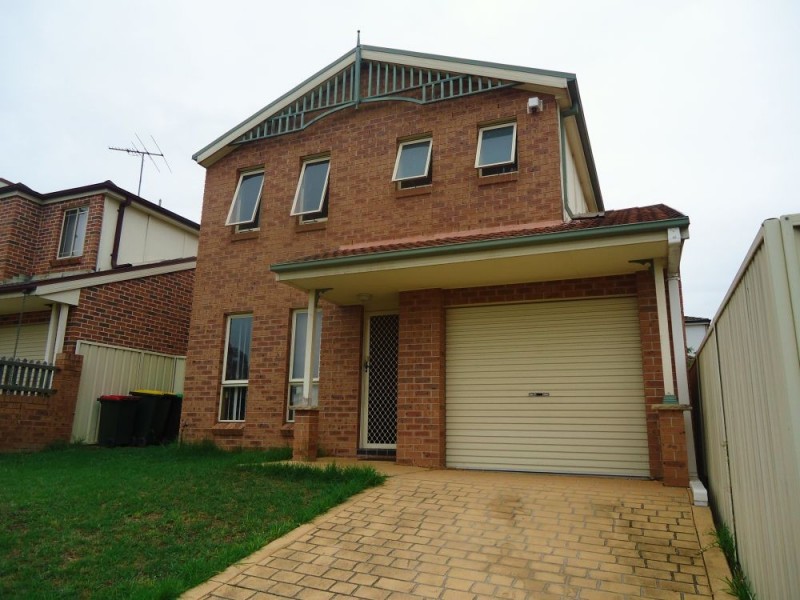3 Berrara Close, Prestons NSW 2170