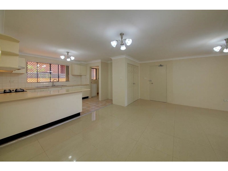 2/111 Lane Street, Wentworthville NSW 2145