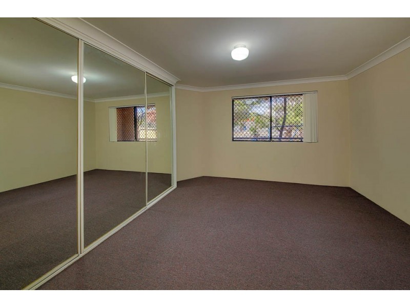 2/111 Lane Street, Wentworthville NSW 2145