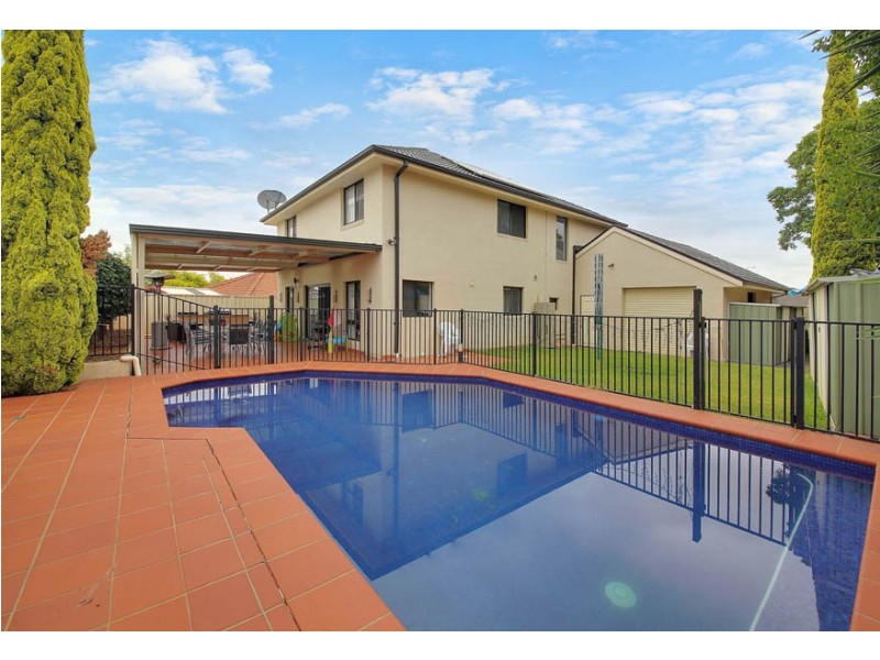 13 Yarra Place, Prestons NSW 2170