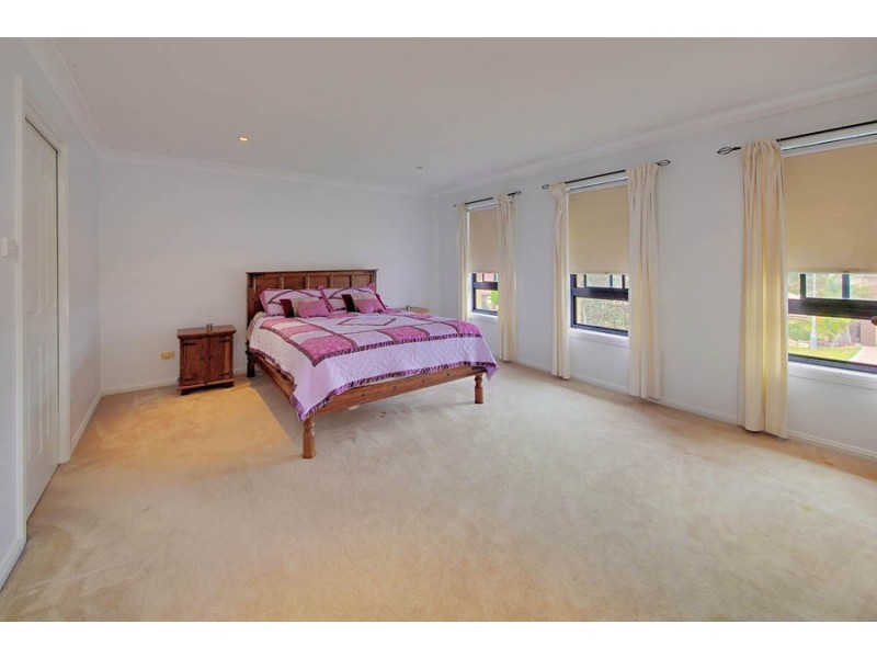 13 Yarra Place, Prestons NSW 2170