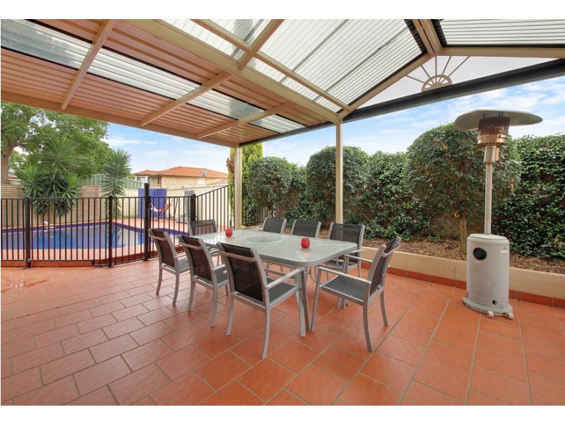13 Yarra Place, Prestons NSW 2170