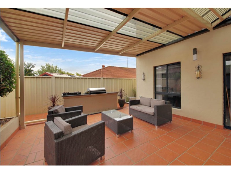 13 Yarra Place, Prestons NSW 2170