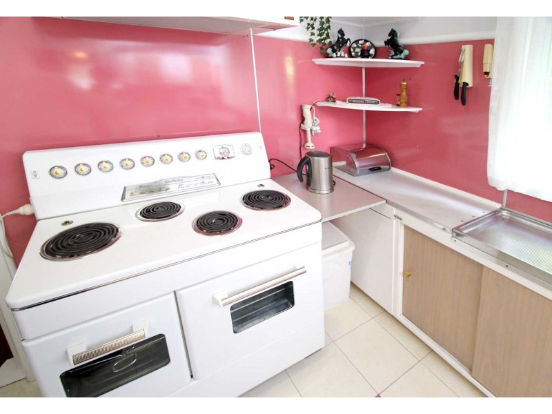 6 Parry Street, Pendle Hill NSW 2145