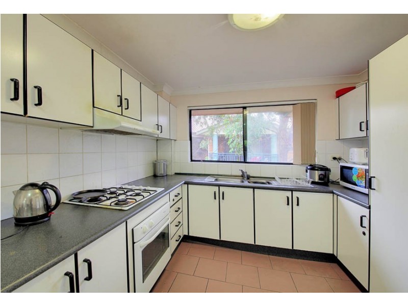 7/249 Targo Road, Toongabbie NSW 2146