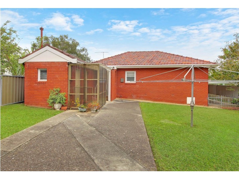 1 Essington Street, Wentworthville NSW 2145