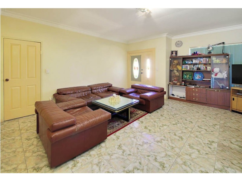 7/139-145 Targo Road, Girraween NSW 2145