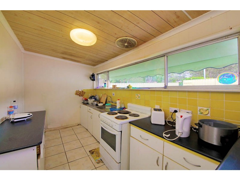 19a Barangaroo Road, Toongabbie NSW 2146