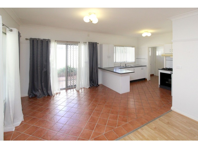 8/6-8 Gilba Road, Pendle Hill NSW 2145