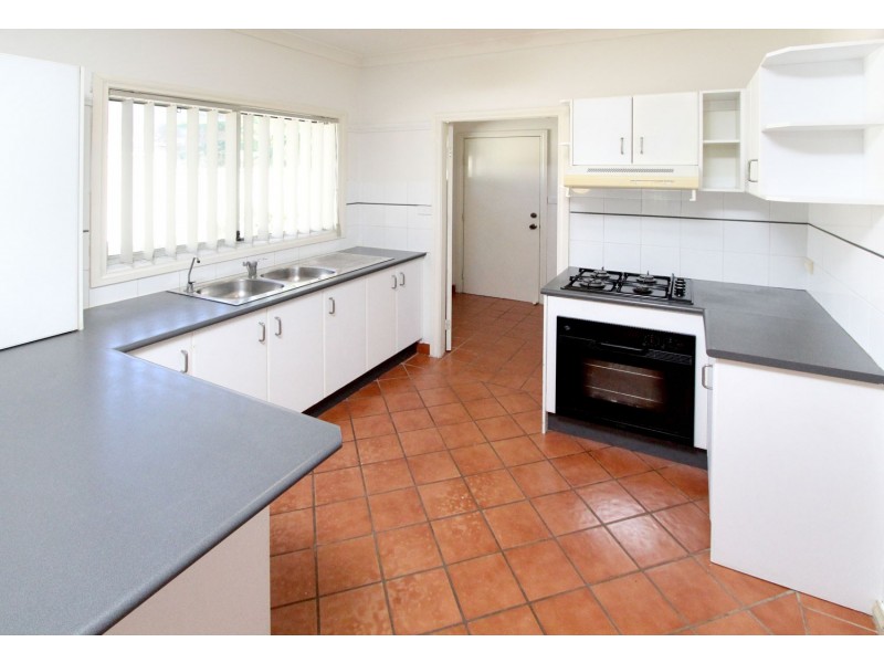 8/6-8 Gilba Road, Pendle Hill NSW 2145