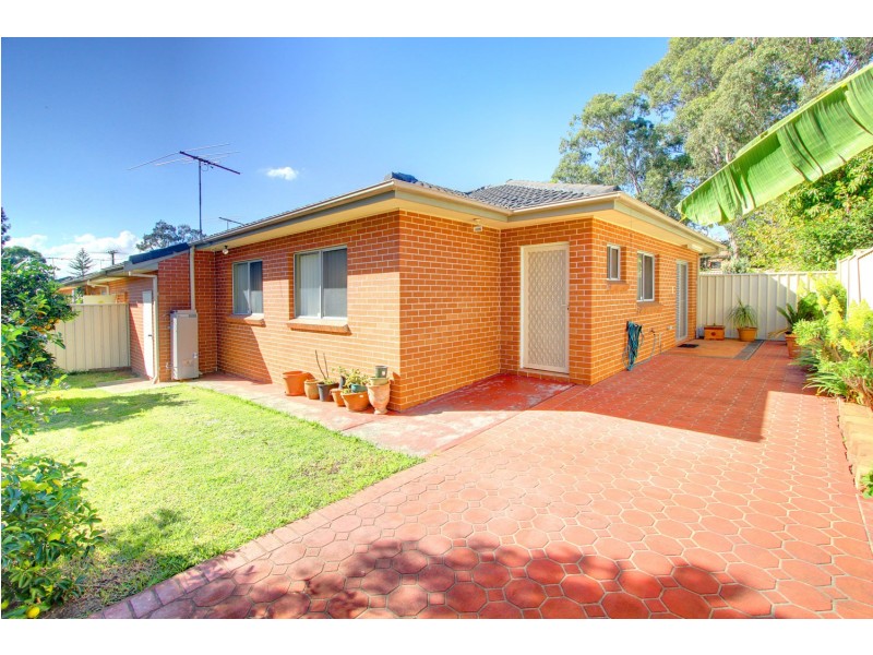 8/6-8 Gilba Road, Pendle Hill NSW 2145