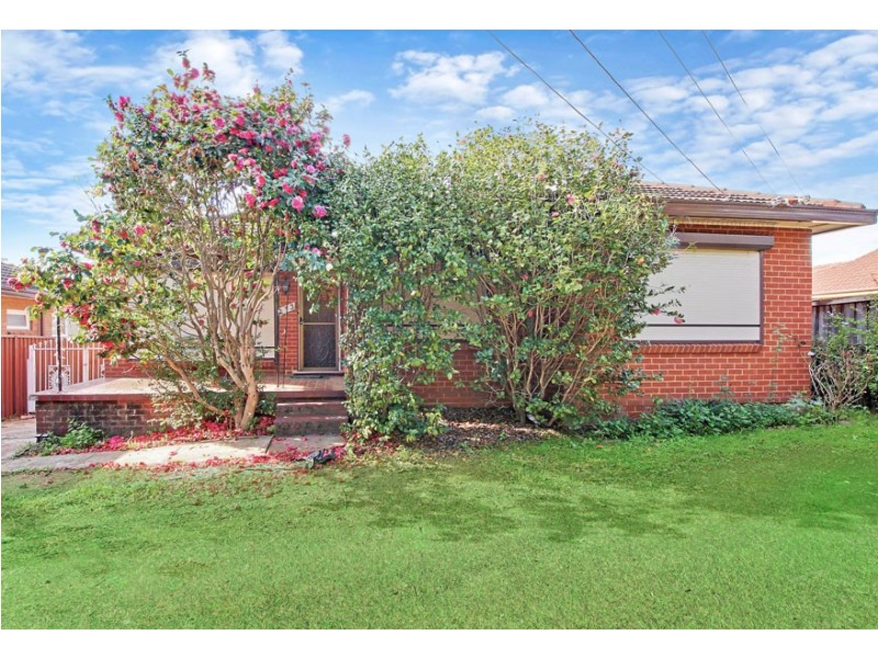 213 Old Windsor Road, Northmead NSW 2152