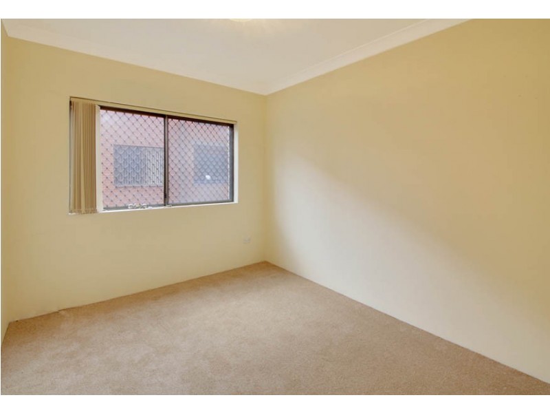 2/189 Hawkesbury Road, Westmead NSW 2145