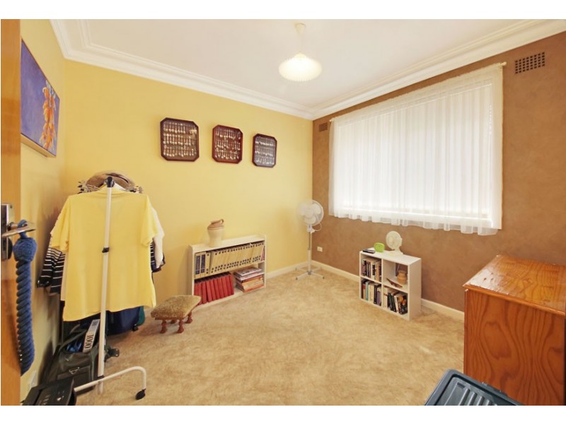 61 Paton Street, Merrylands West NSW 2160