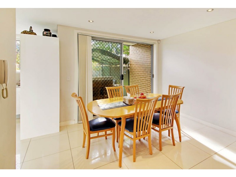 6/10-12 Water Street, Wentworthville NSW 2145
