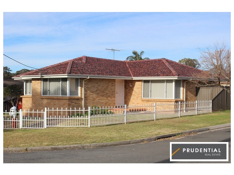 17 Valley Road, Campbelltown NSW 2560