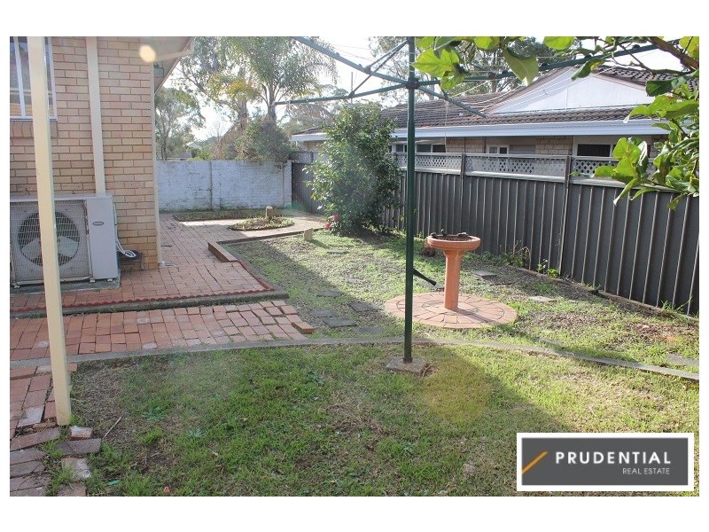 17 Valley Road, Campbelltown NSW 2560