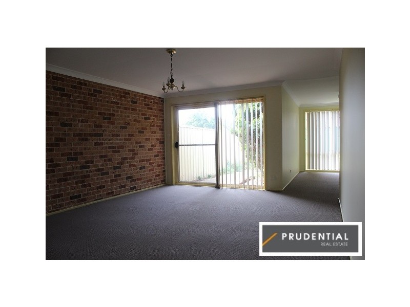 1/12 Rees Close, Eagle Vale NSW 2558