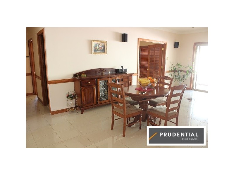 14 Lakeview Place, Glen Alpine NSW 2560