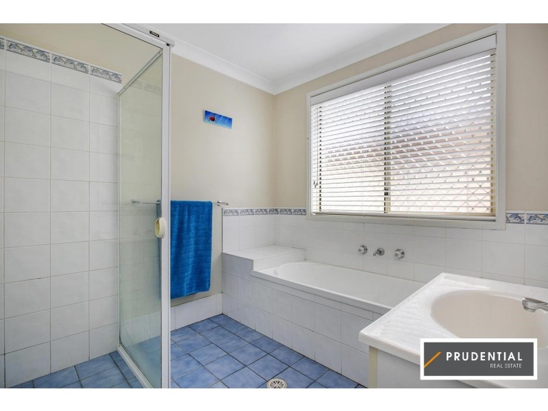 34 Pyramus Circuit, Rosemeadow NSW 2560