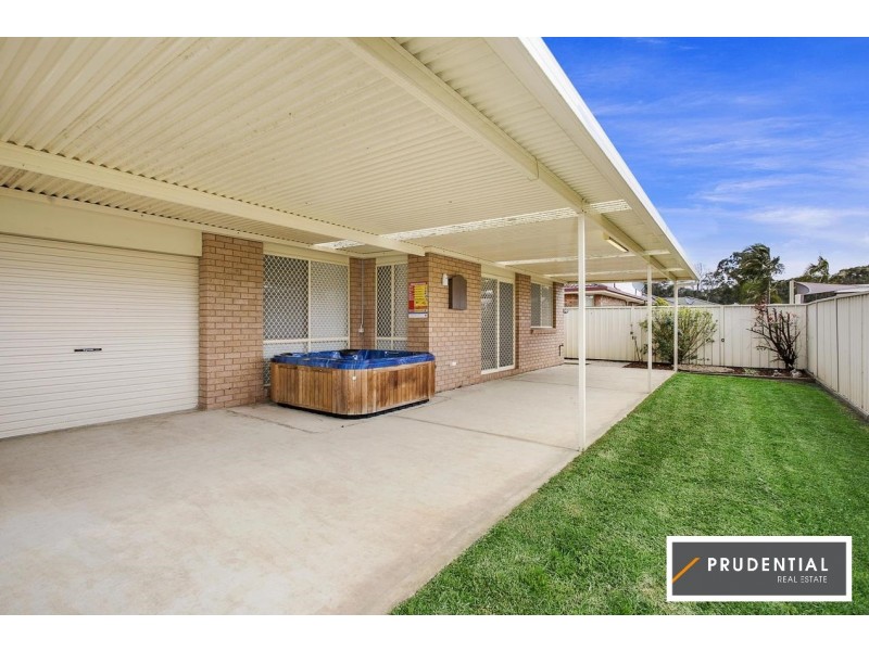 34 Pyramus Circuit, Rosemeadow NSW 2560