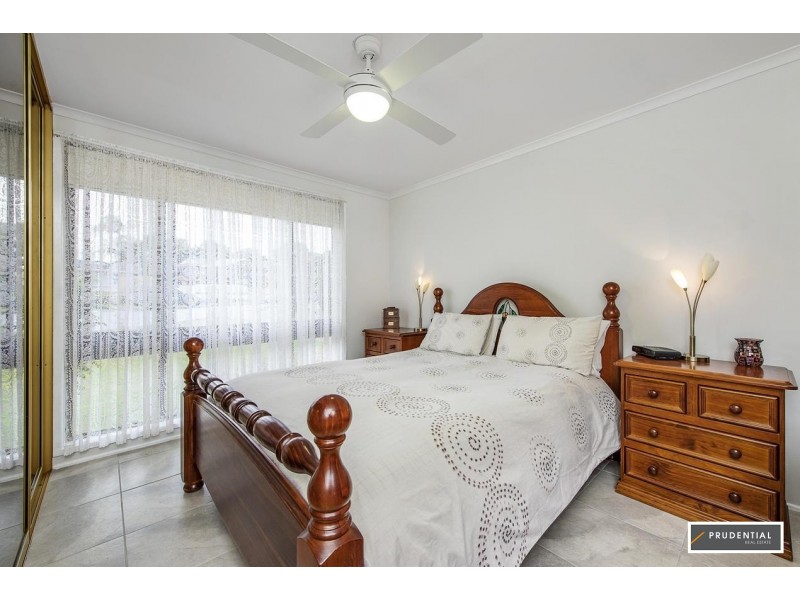 11 Rushes Place, Minto NSW 2566