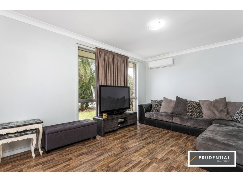 4 Crozier Street, Eagle Vale NSW 2558