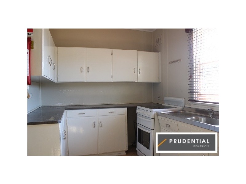 1 Reddall Street, Campbelltown NSW 2560