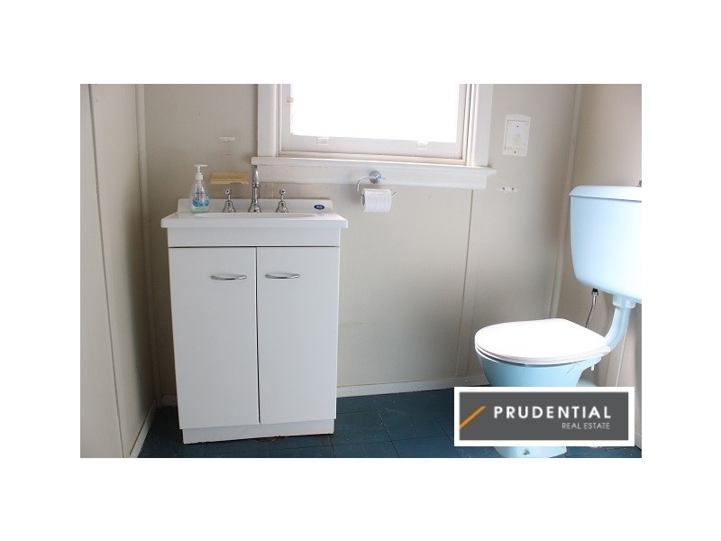1 Reddall Street, Campbelltown NSW 2560
