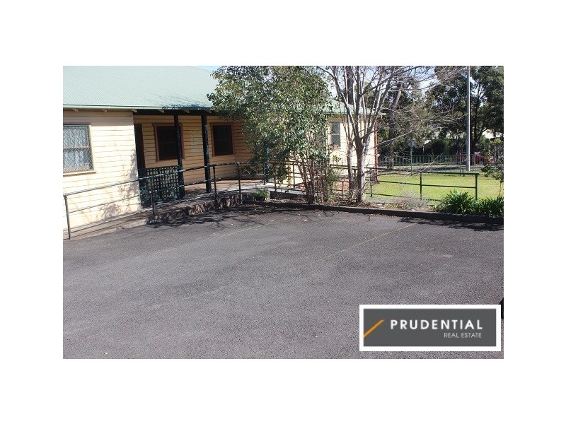 1 Reddall Street, Campbelltown NSW 2560