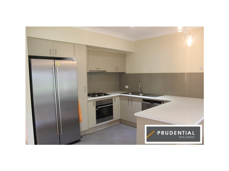 5 Tate Place, Minto NSW 2566