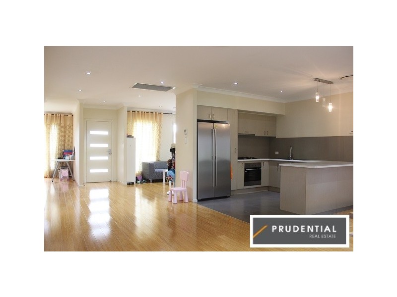 5 Tate Place, Minto NSW 2566