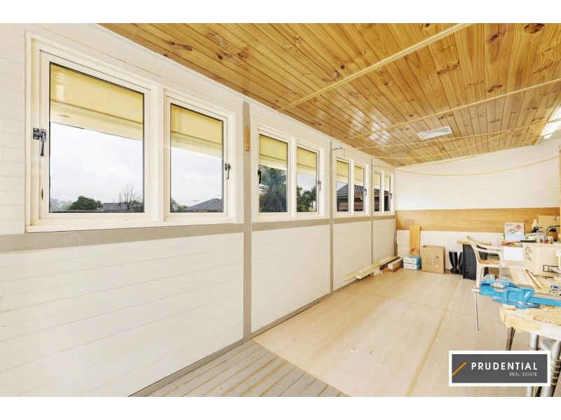 7 Hawker Place, Raby NSW 2566