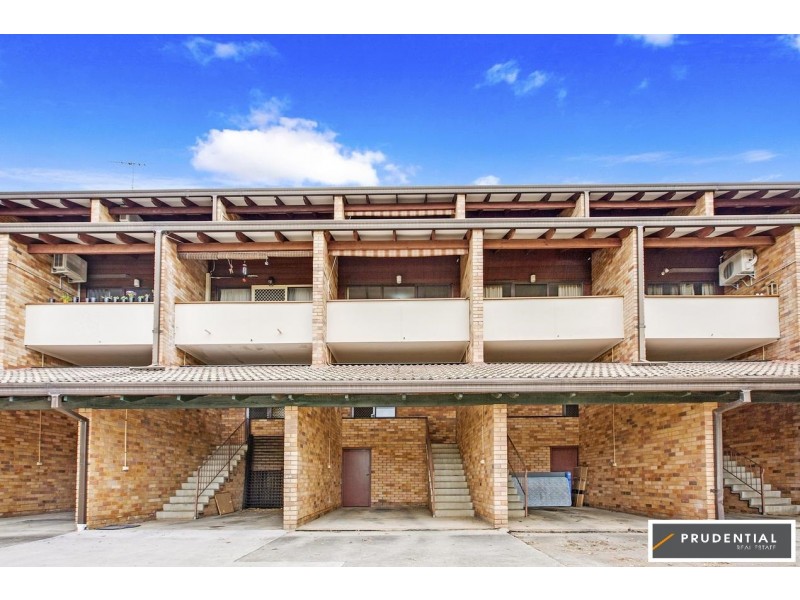 5/49 Sturt Street, Campbelltown NSW 2560