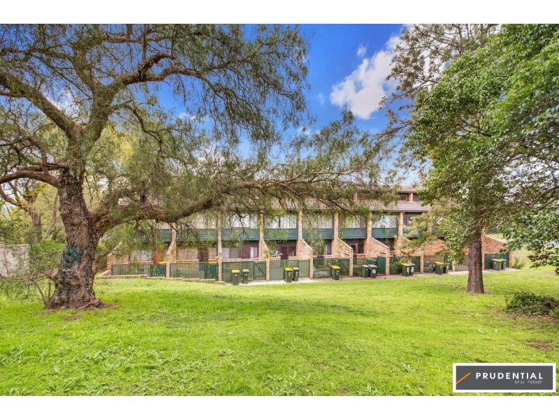 5/49 Sturt Street, Campbelltown NSW 2560