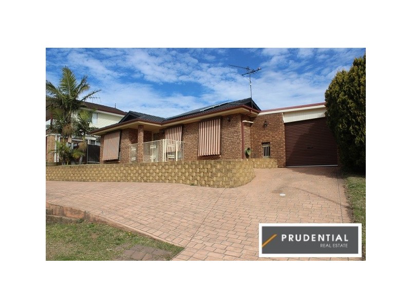 21 Donalbain Circuit, Rosemeadow NSW 2560