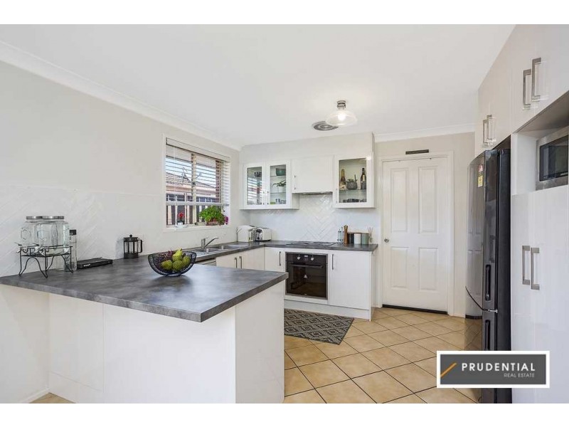 11B Kenny Close, St Helens Park NSW 2560