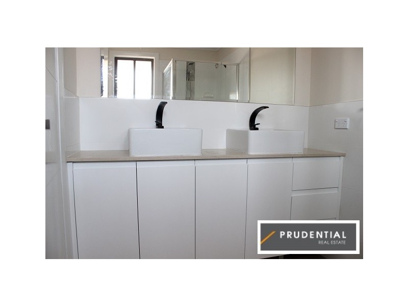 20a Australis Street, Campbelltown NSW 2560