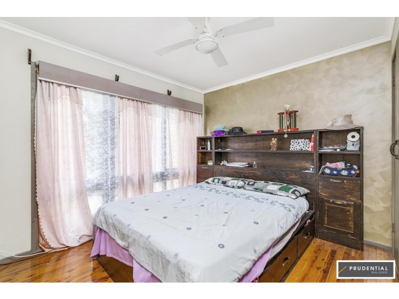 5 Polwarth Close, Bradbury NSW 2560