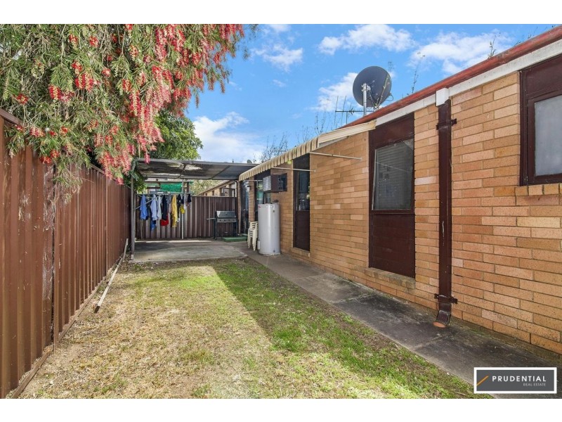 5 Polwarth Close, Bradbury NSW 2560