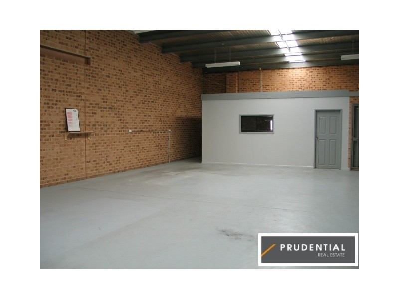 3/42 Aero road, Ingleburn NSW 2565