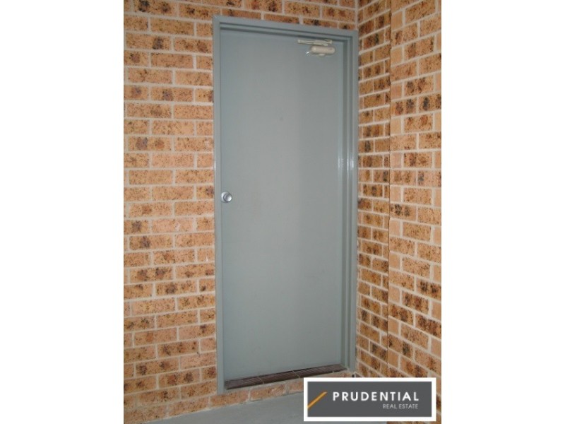 3/42 Aero road, Ingleburn NSW 2565