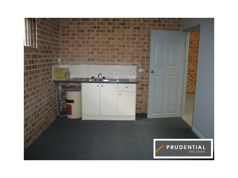 3/42 Aero road, Ingleburn NSW 2565