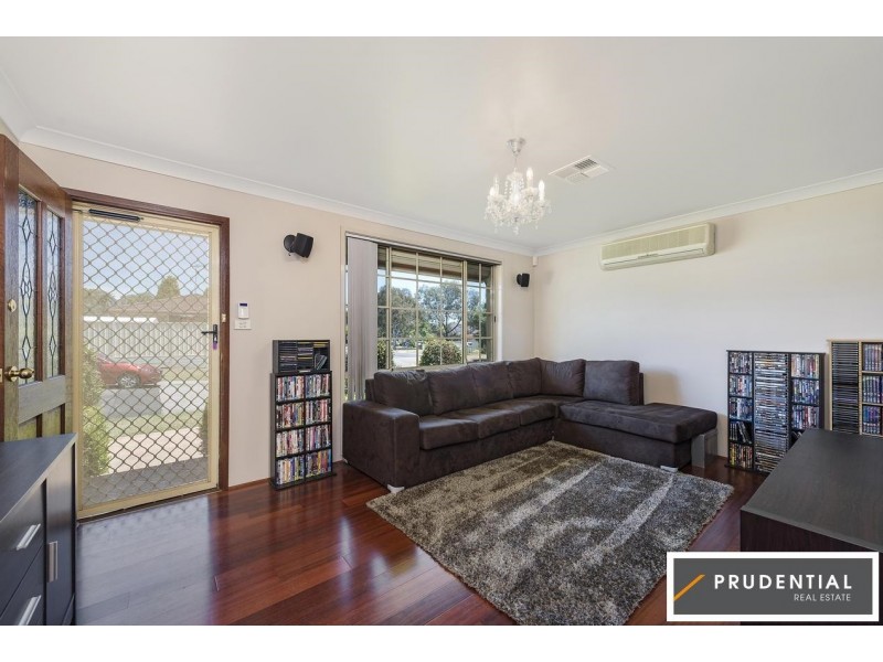 1 Davy Place, St Helens Park NSW 2560