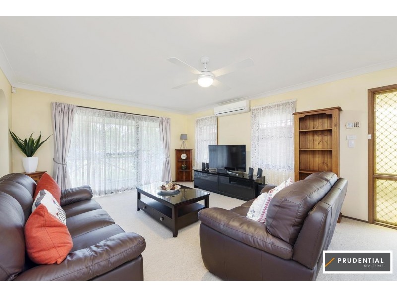 60 Hamlet Crescent, Rosemeadow NSW 2560