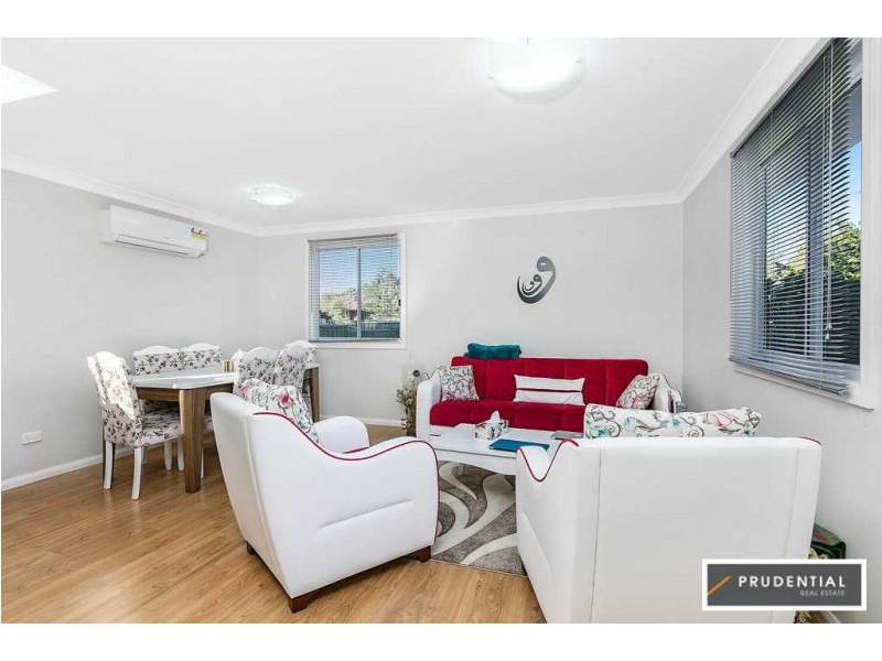 14 and 14A Hamlet Crescent, Rosemeadow NSW 2560