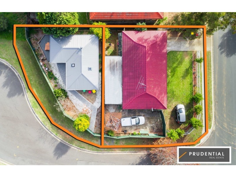 14 and 14A Hamlet Crescent, Rosemeadow NSW 2560