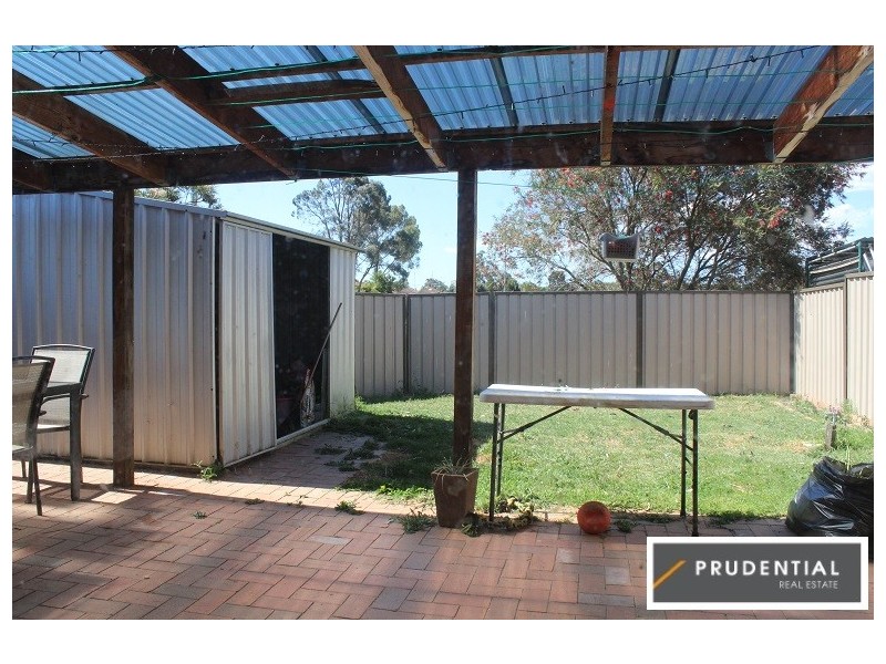 2/64 Francisco Crescent, Rosemeadow NSW 2560